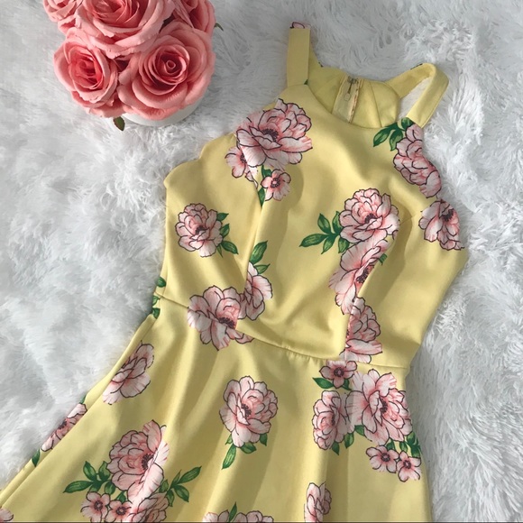 None Dresses & Skirts - NEW flower dress